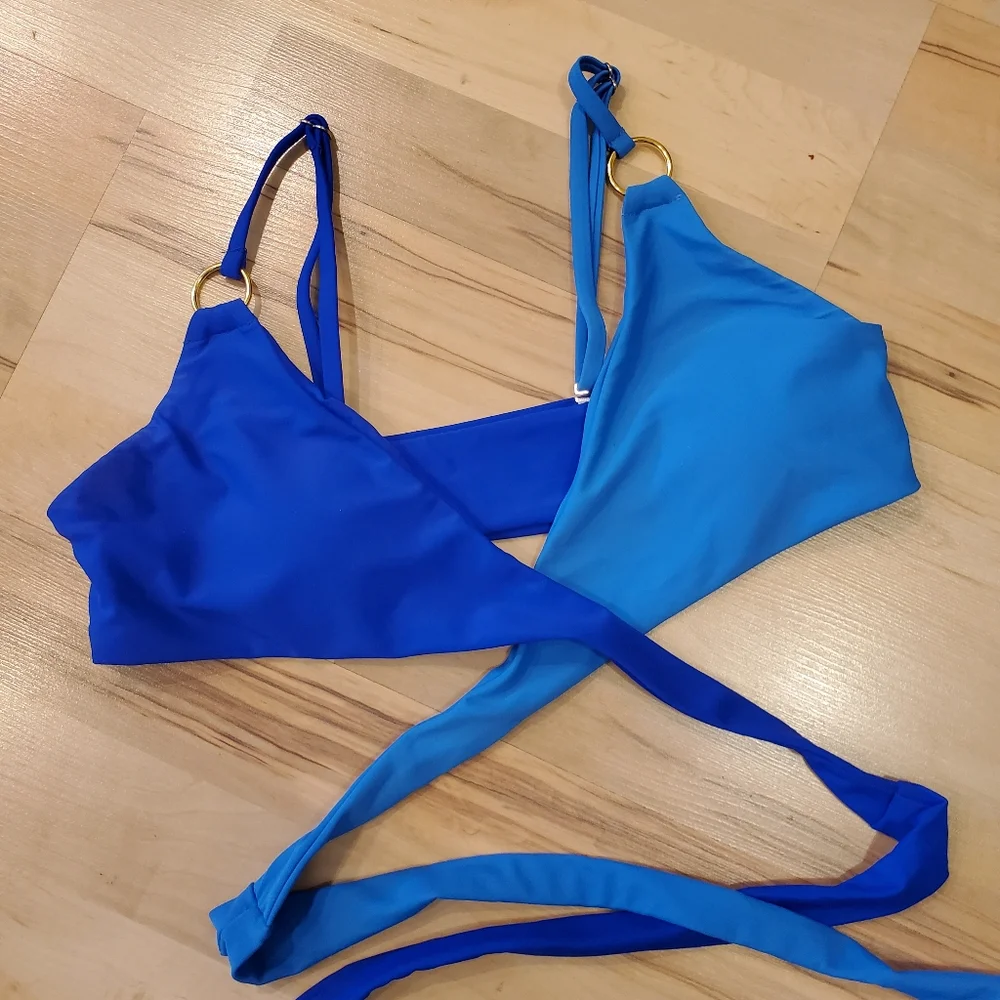 LIKE NEW Sexy Two Tone Blue Wrap Detail Bikini Sz Meduim